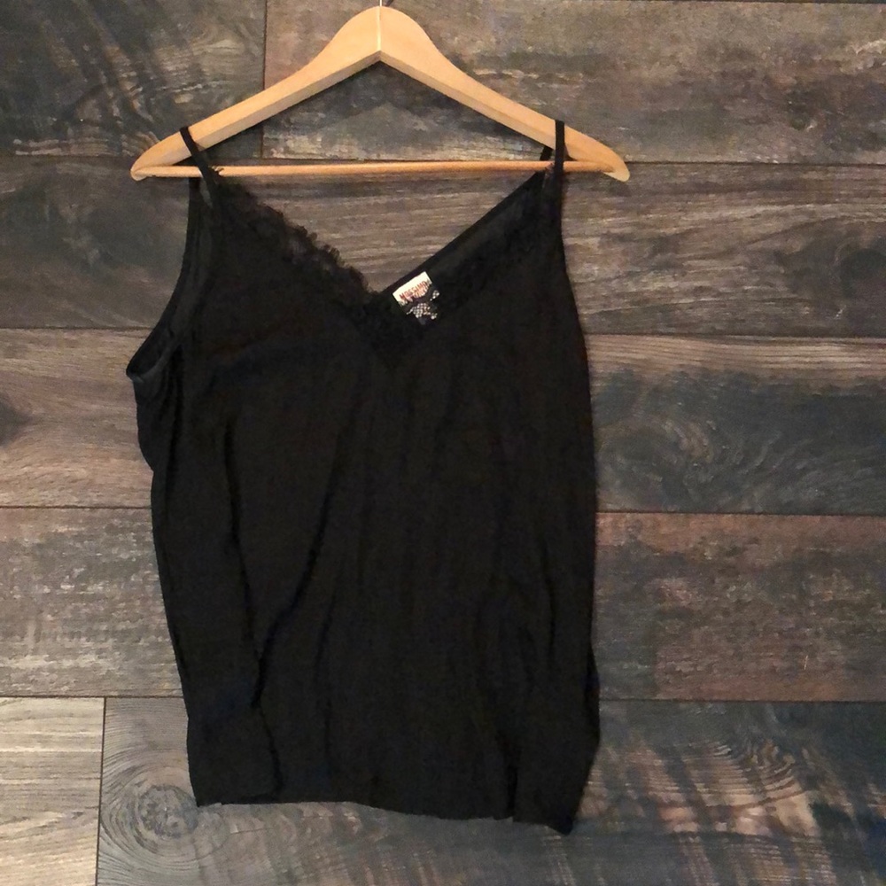 1 Rose + Olive, 1 Express, 1 Mossimo tops